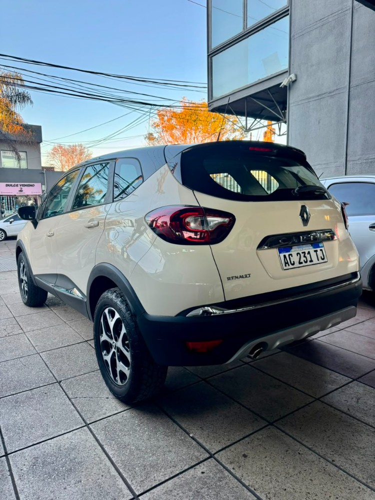 Renault Captur Intens — foto 6